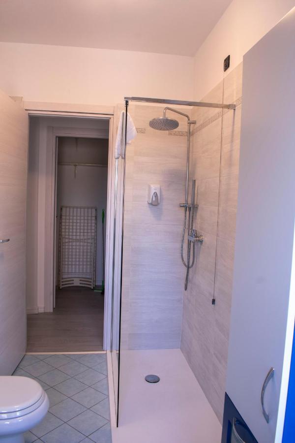 J&M House -Fronte Ospedale- Incluso Netflix E Disney Plus Udine Exterior photo